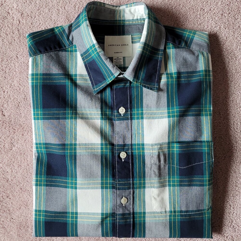 American Eagle Men's Classic Fit Plaid Button Down Shirt Medium Tall